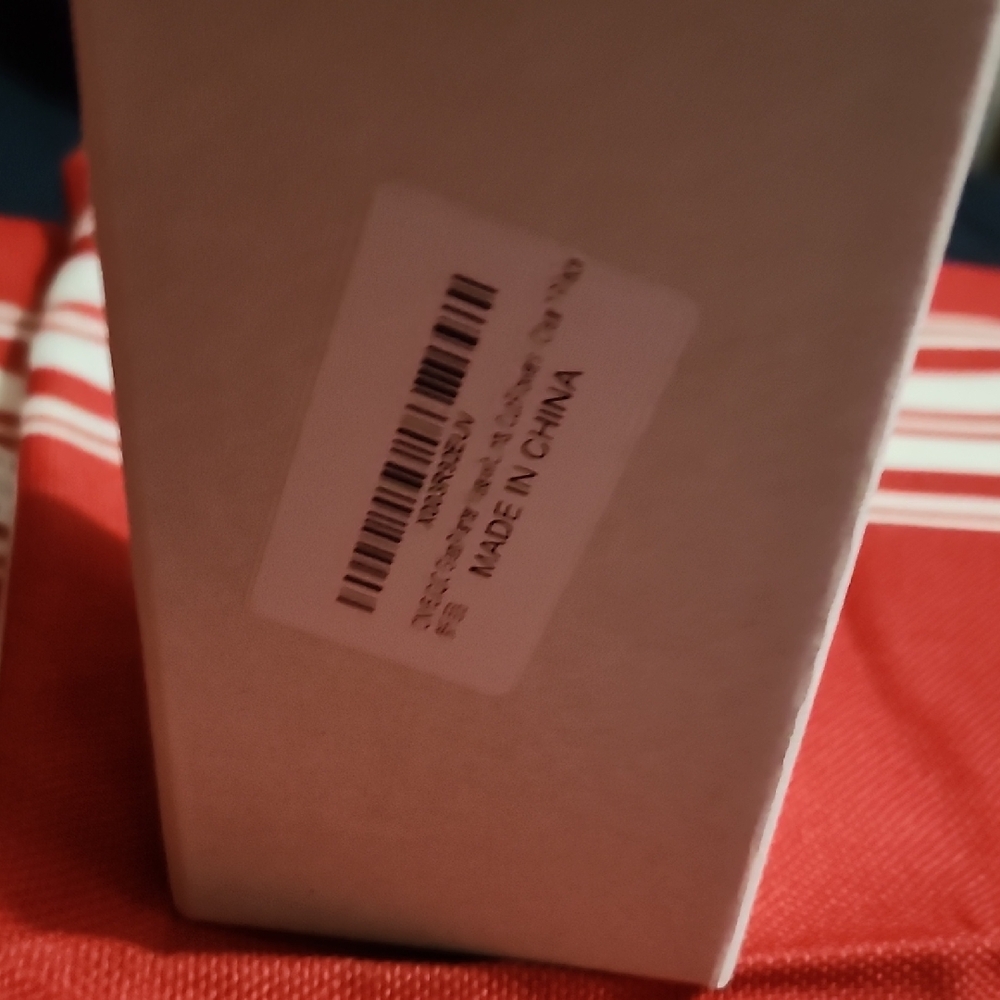 Elegant White Home Accessory